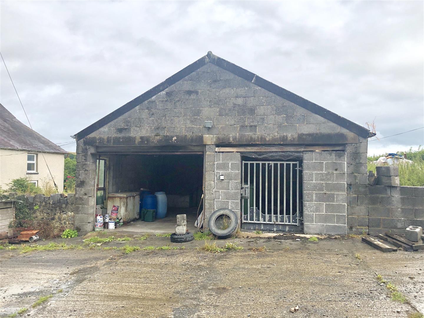 GARAGE